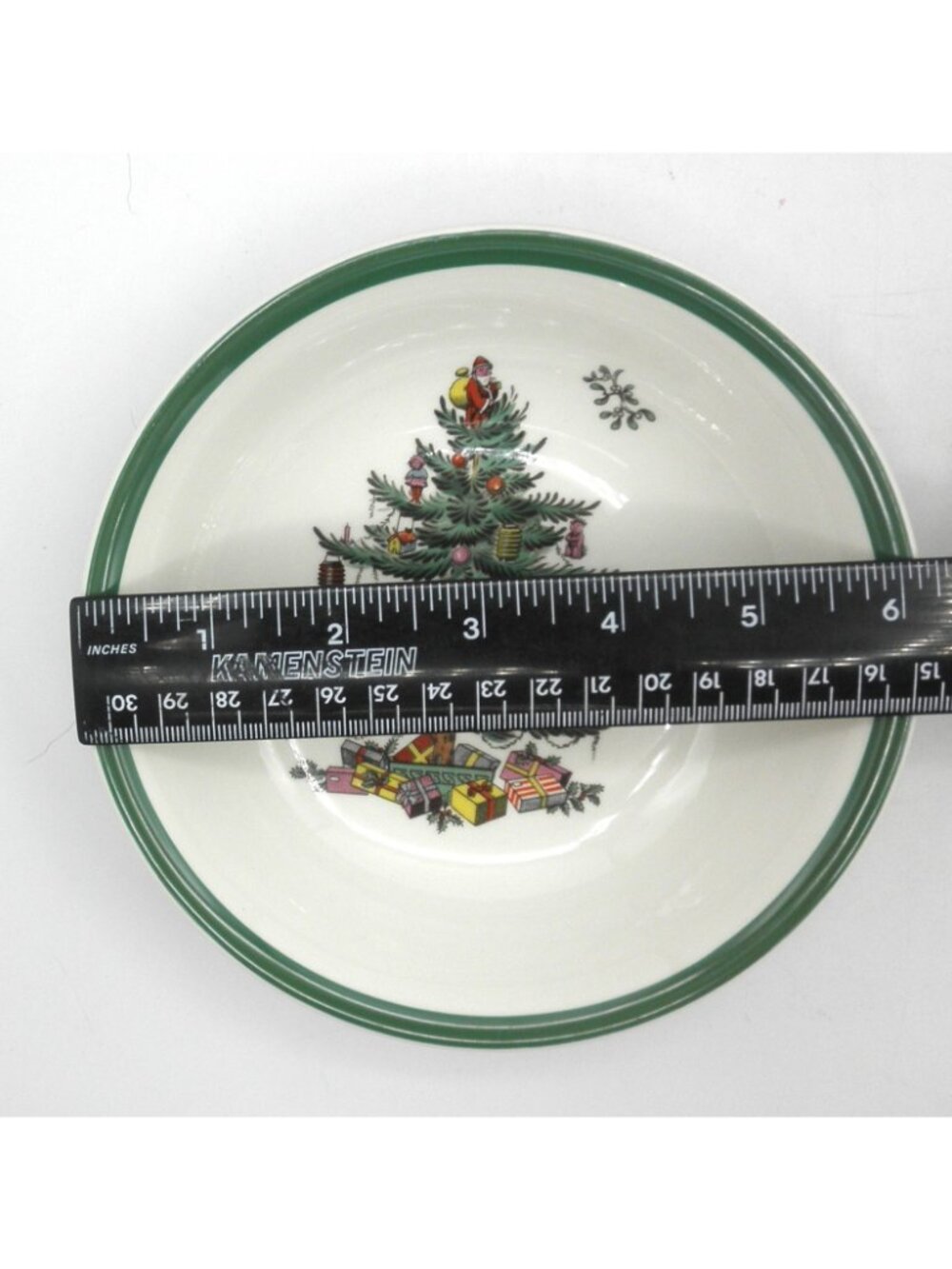 Christmas Tree by Spode 6-1/4 In. Cereal Bowls Set of 4 Pattern Code: SP CHT - Picture 4 of 6